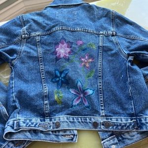 Vintage LEI recycled denim jacket w/ floral vine painted artwork on the back.